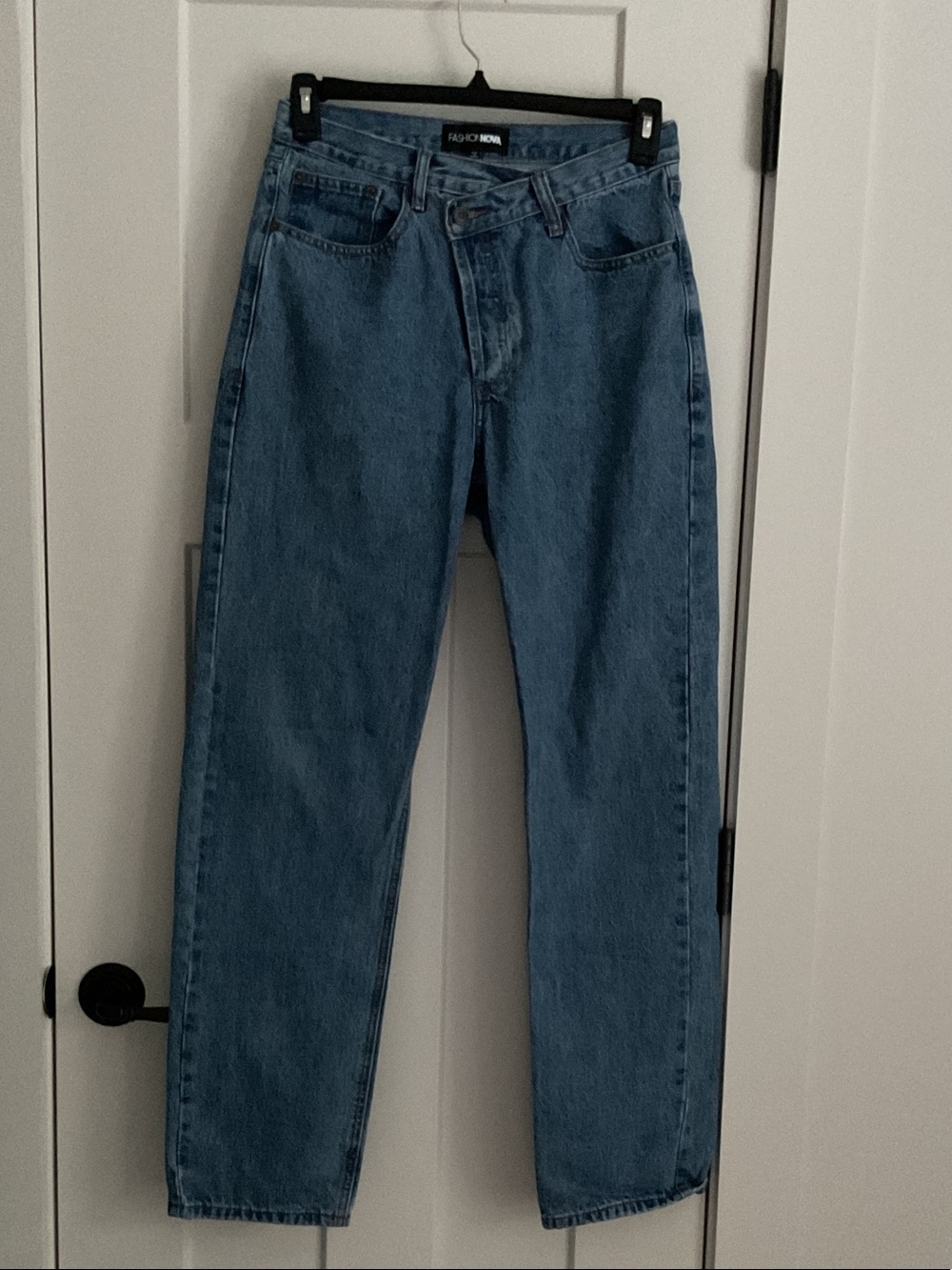 Fashion Nova Crossover High Rise Straight Leg Jeans - Medium Wash